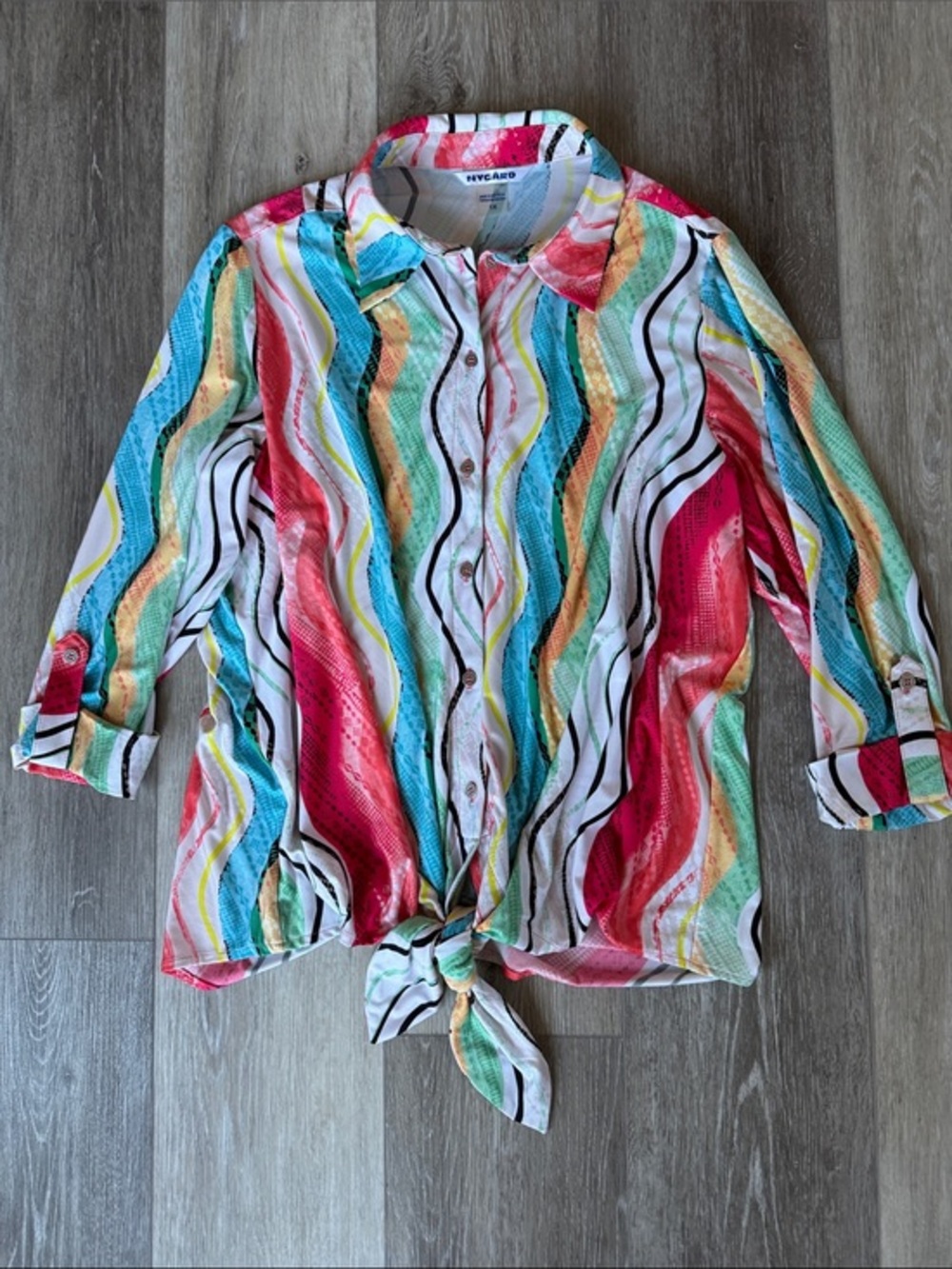 Peter Nygard 1X Multicolor Wavy Stripe Button-Front Top with Tie Hem